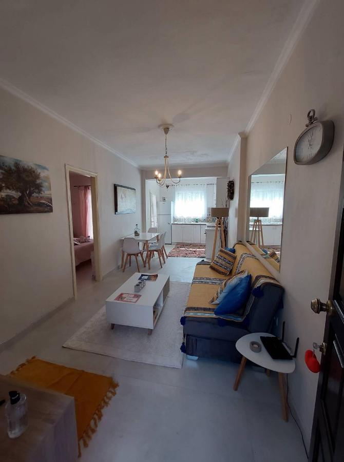 Anatoli Apartment ペラマ エクステリア 写真